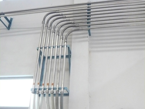 中央轉接站管路